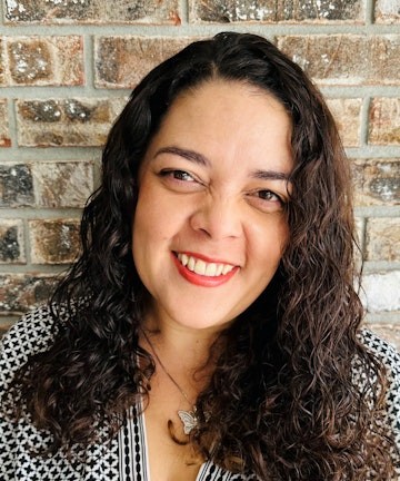 Nini Alvarez